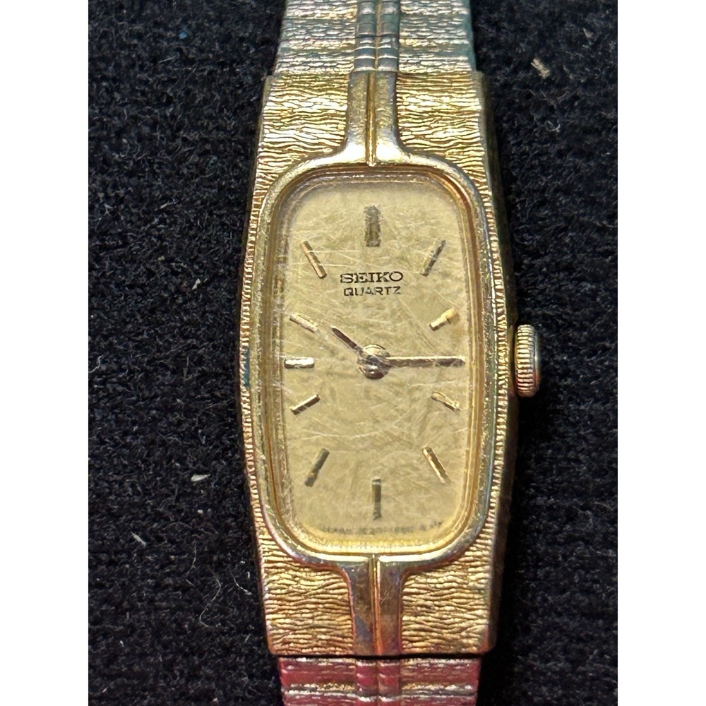 Vintage‎ Seiko Watch Womens 13mm Gold Tone 2120-6319 Needs Battery Japan Movt
